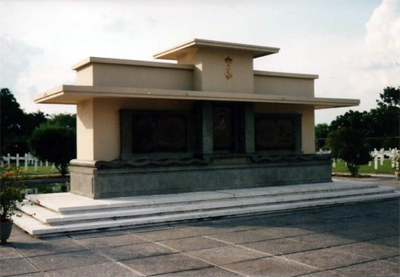 ILW Surabaya 4 Darmo Reiniersz Boulevard Kembang Koening Karel Doorman monument 01