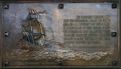 ILW Surabaya 4 Darmo Reiniersz Boulevard Kembang Koening Karel Doorman monument 03