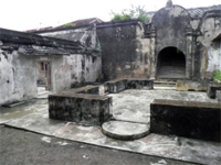 24-30 ILW Yogyakarta 1B Waterkasteel 24 30 kleedermagazijn gedong lawon