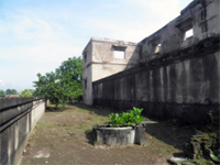 78 ILW Yogyakarta 1B Waterkasteel 78 Steenen bloempotten
